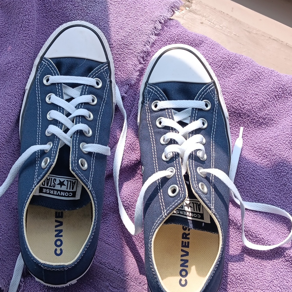 Converse All Star Unisex low top shoe women's 9